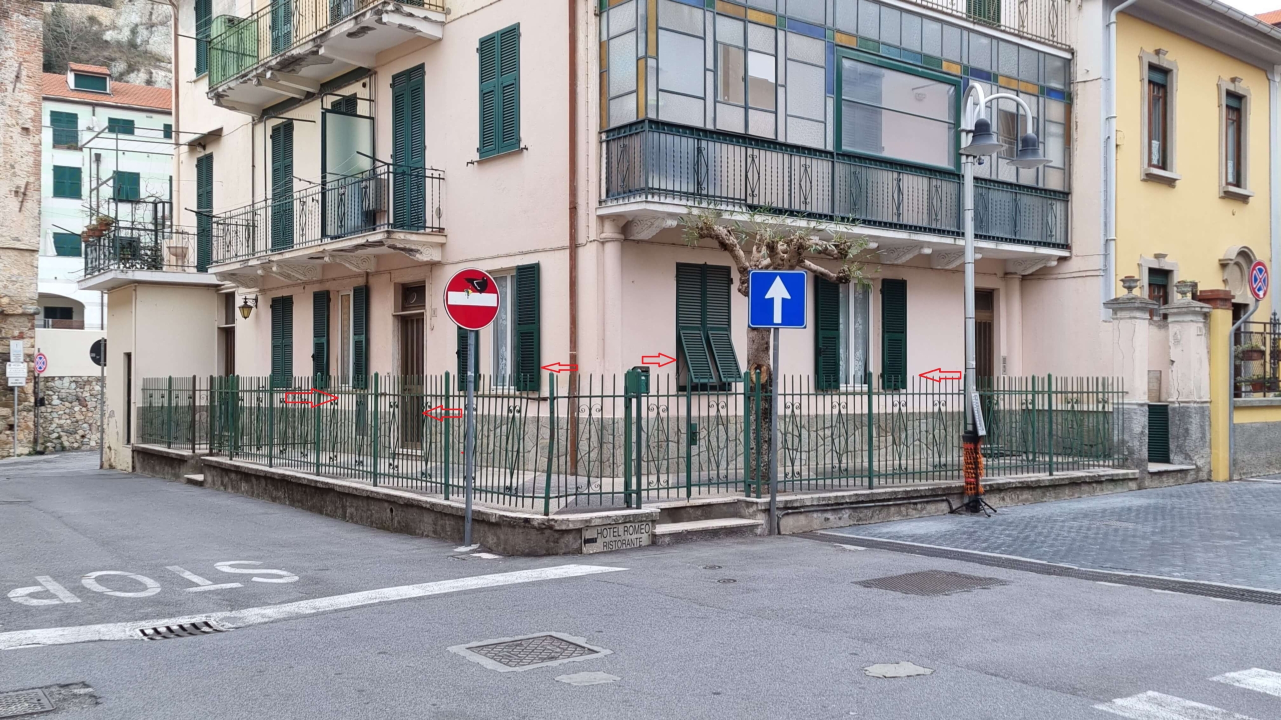 Esterno_150026 – Copia